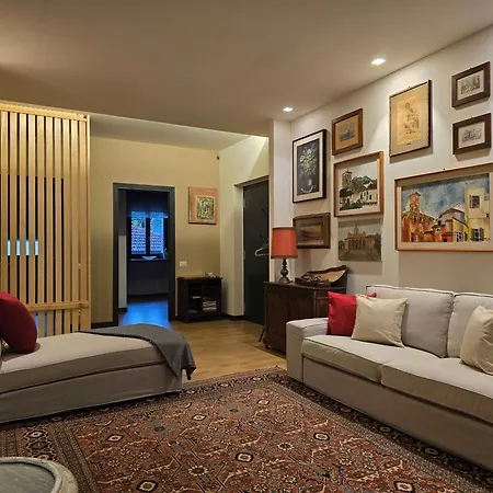 Bed and breakfast Art Garage Varese 4*