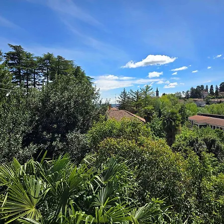 Art Garage Varese 4*