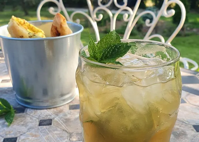 Art Garage Varese 4* Biandronno