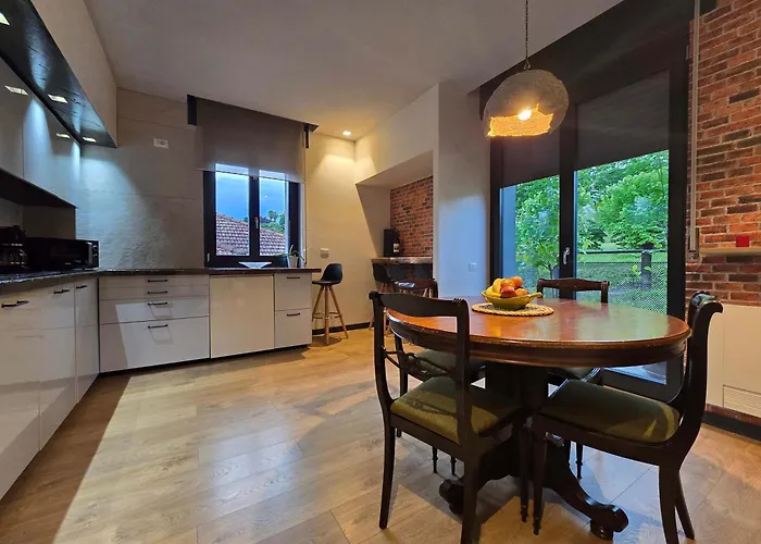 Art Garage Varese Bed & Breakfast Biandronno