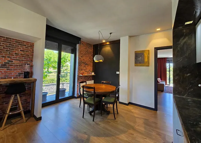 Art Garage Varese Bed & Breakfast