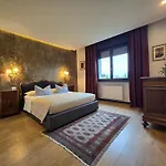Bed & Breakfast Art Garage Varese 4*