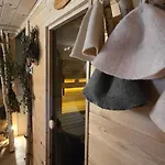 Art Garage Varese Bed & Breakfast Biandronno
