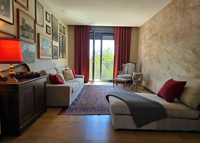 Art Garage Varese 4*